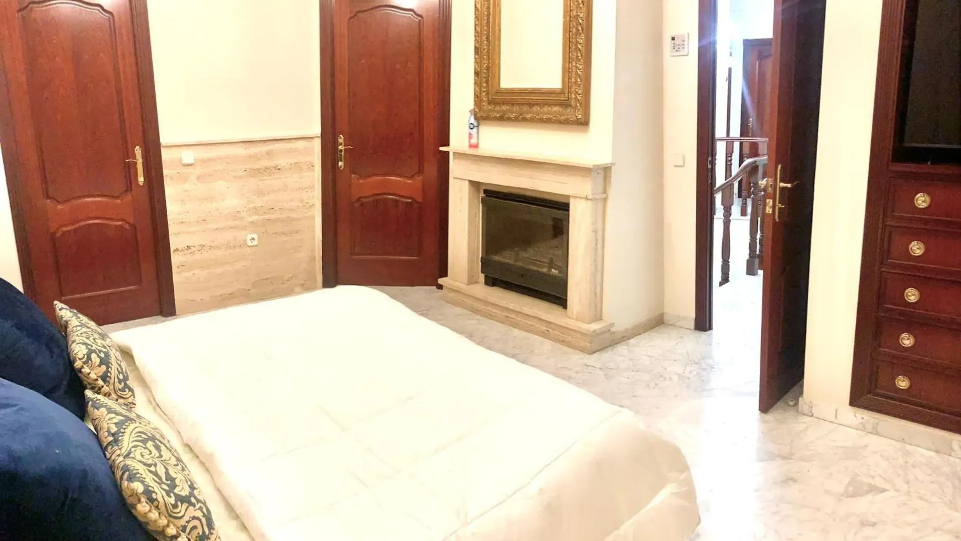 Villa Candelaria Sevilla Aljarafe Bormujos Spain